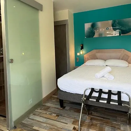 Logis Restaurant Bellevue Hotel 3*